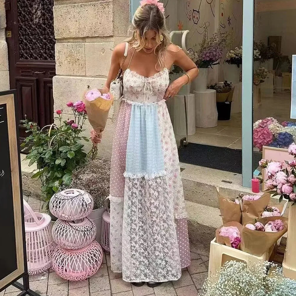 VEITCHE Spring Summer French Sweet Print Backless Strappy Halter Neck Long Dress Women Lace Stitching Holiday Women Maxi Dress
