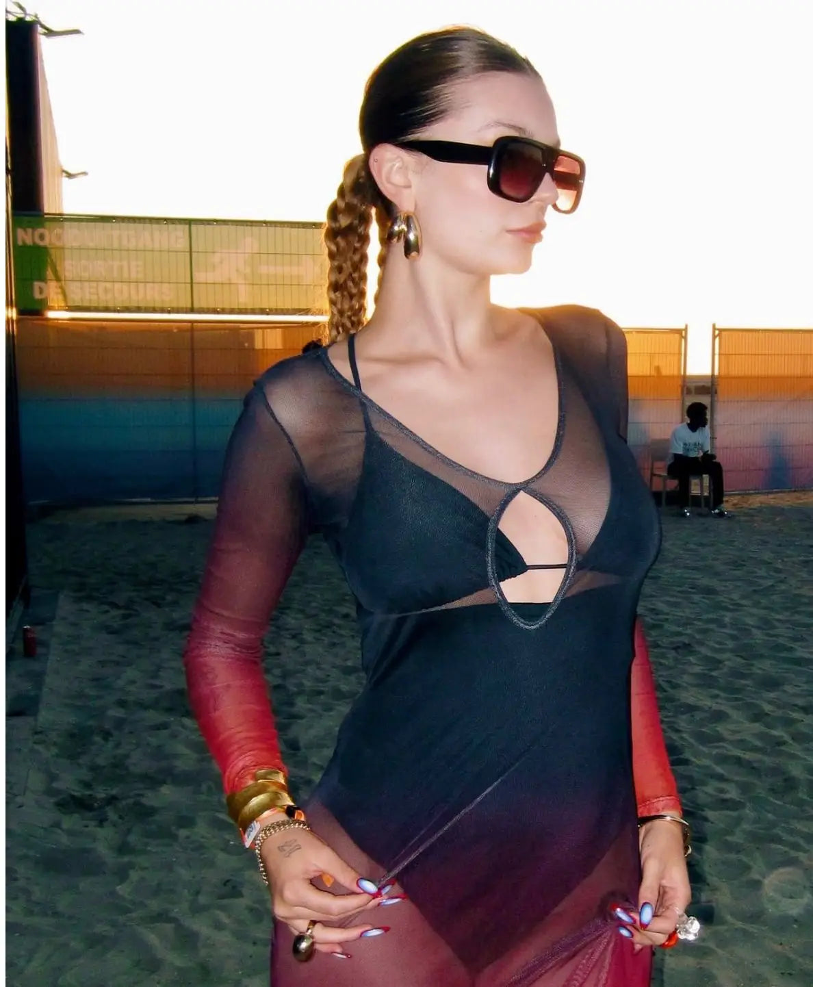 VEITCHE Fashion Women Vacation Style Beach Long Dress Contrast Color Gradient Perspective Hollow Slit 2025 Summer Maxi Dresses